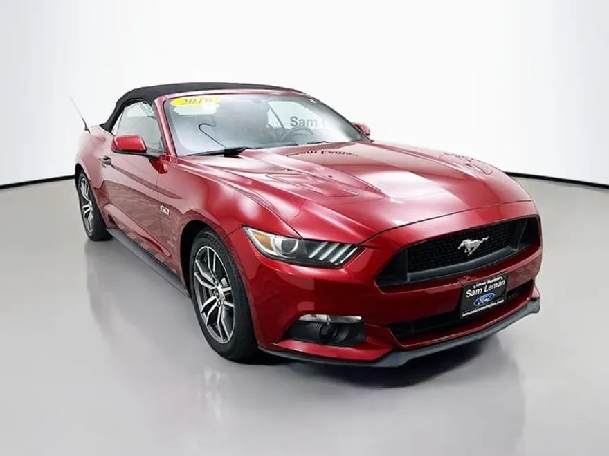 2016 Ford Mustang GT Premium photo 1
