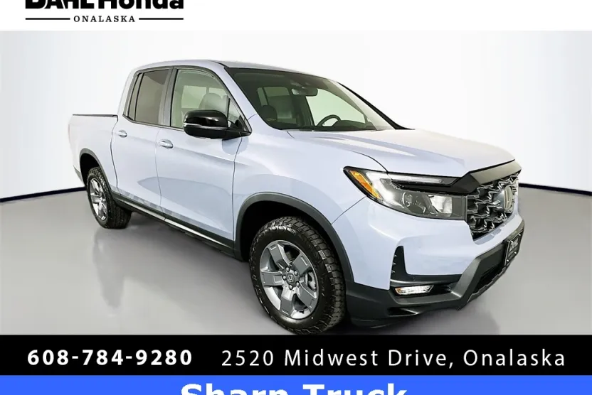 2025 Honda Ridgeline TrailSport photo 1
