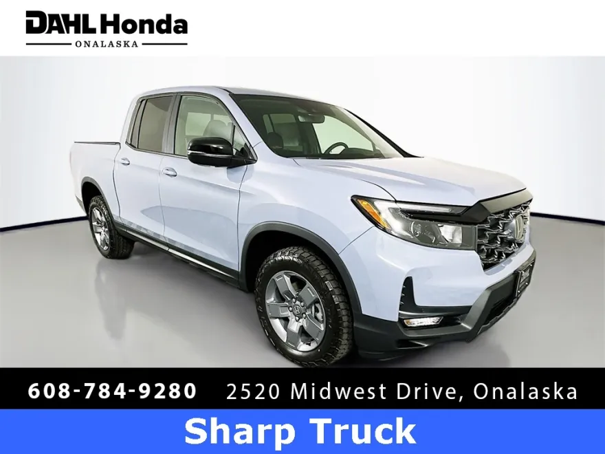 2025 Honda Ridgeline TrailSport photo 1