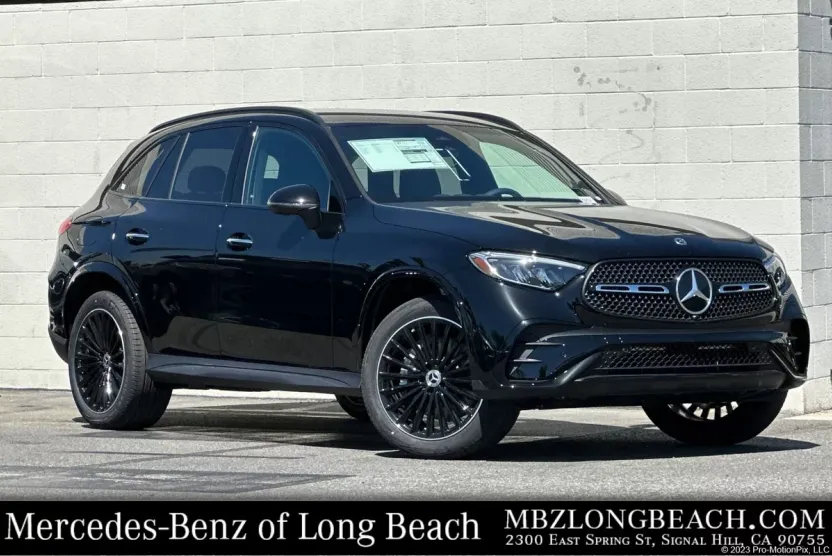 2025 Mercedes Benz GLC 300 AMG photo 1