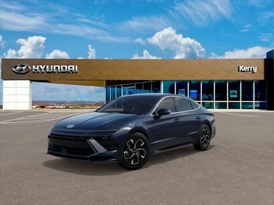 2025 Hyundai Sonata SEL photo 1