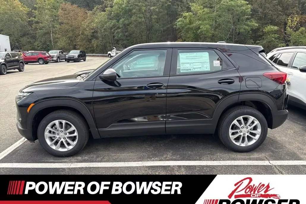 2026 Chevrolet Trailblazer LS photo 1