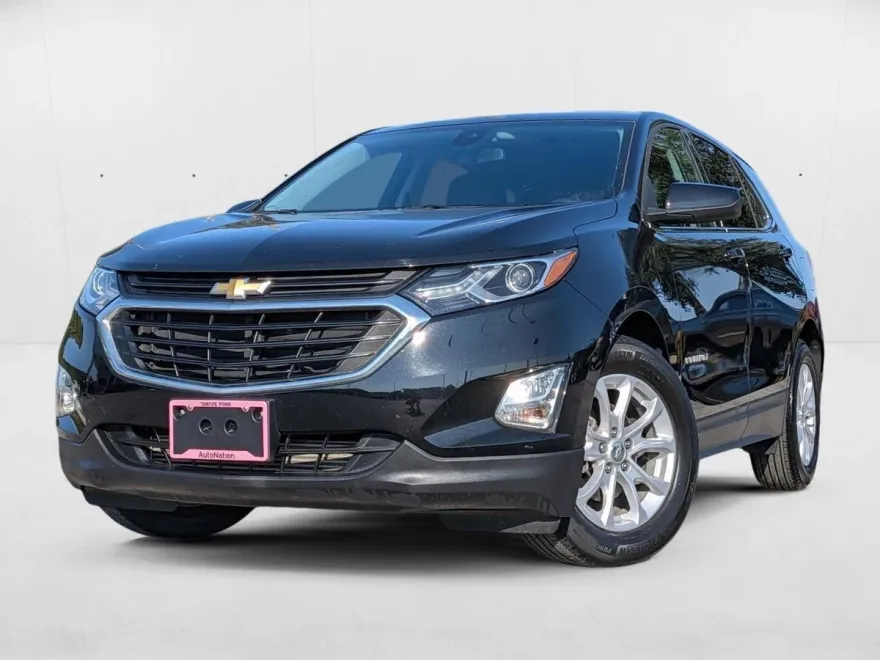 2020 Chevrolet Equinox LT photo 1