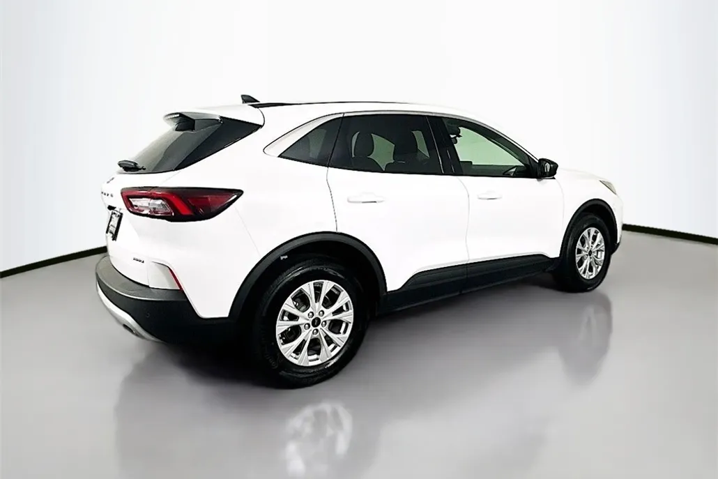 2024 Ford Escape Active photo 1