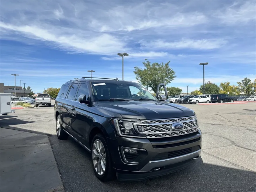 2019 Ford Expedition MAX Platinum photo 1