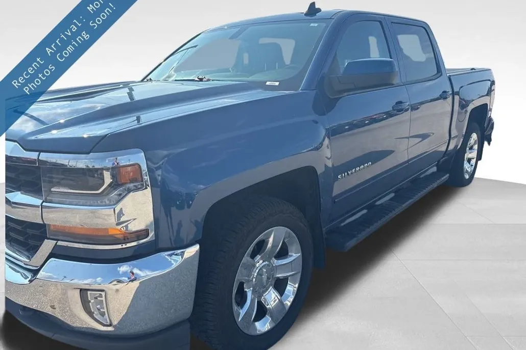 2018 Chevrolet Silverado 1500 LT photo 1