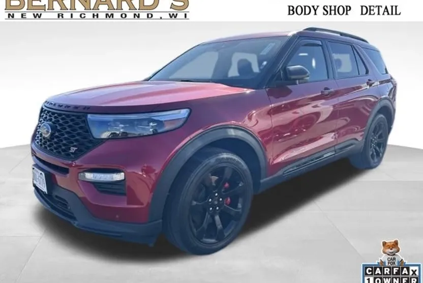 2023 Ford Explorer ST photo 1