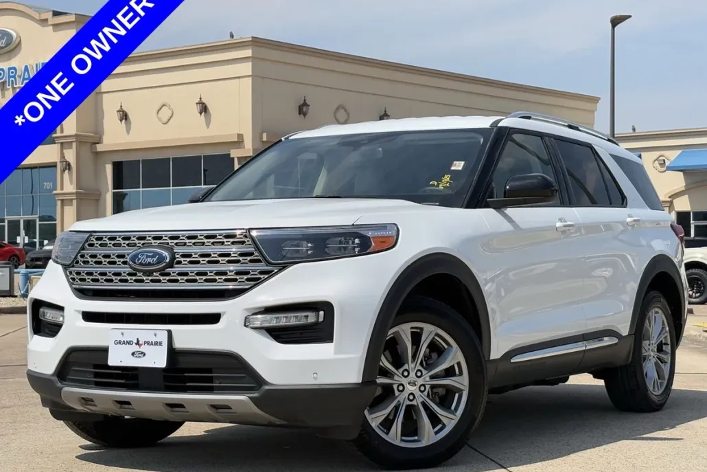 2024 Ford Explorer Limited photo 1