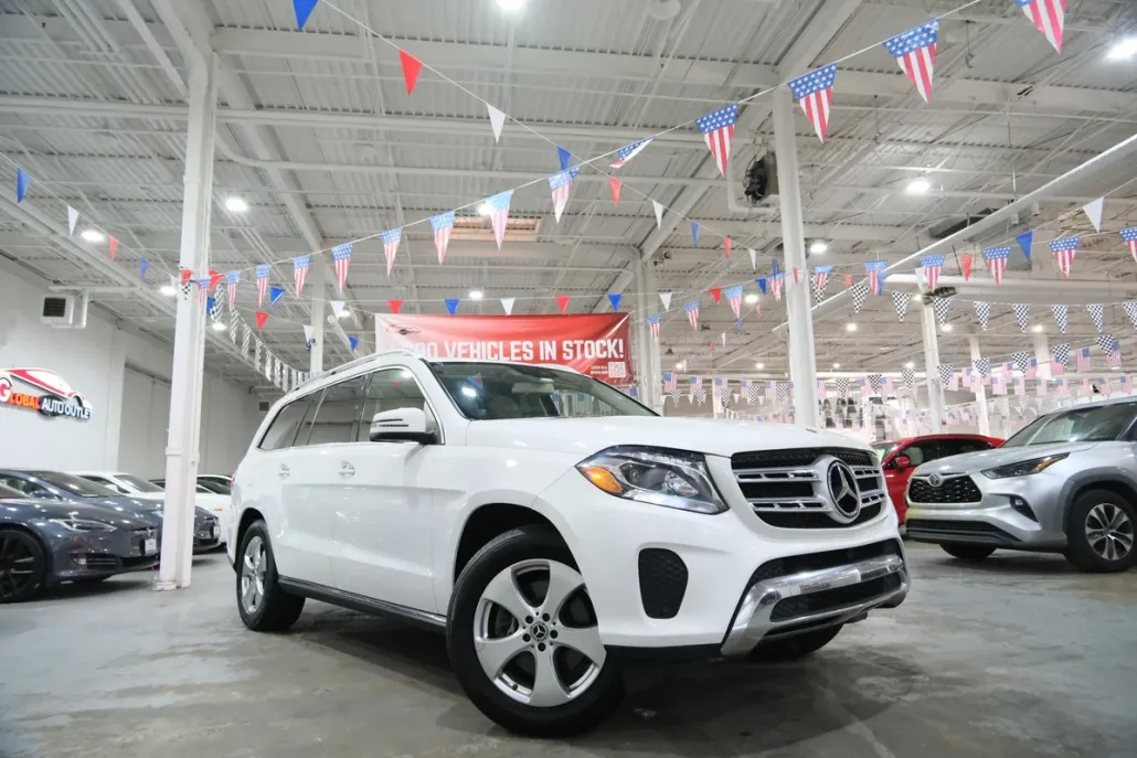 2017 Mercedes Benz GLS 450 4MATIC photo 1