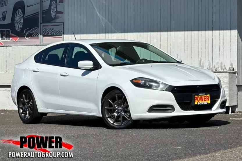 2015 Dodge Dart SE photo 1