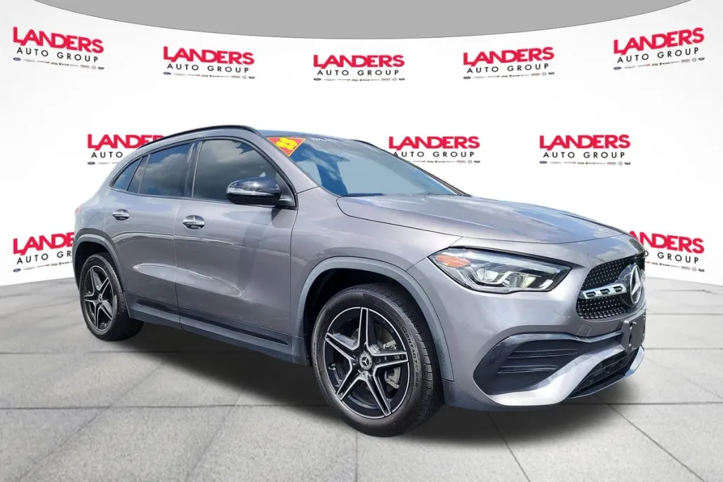 2023 Mercedes Benz GLA 250 photo 1