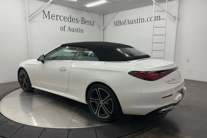2026 Mercedes Benz CLE 300 4MATIC Cabriolet photo 1