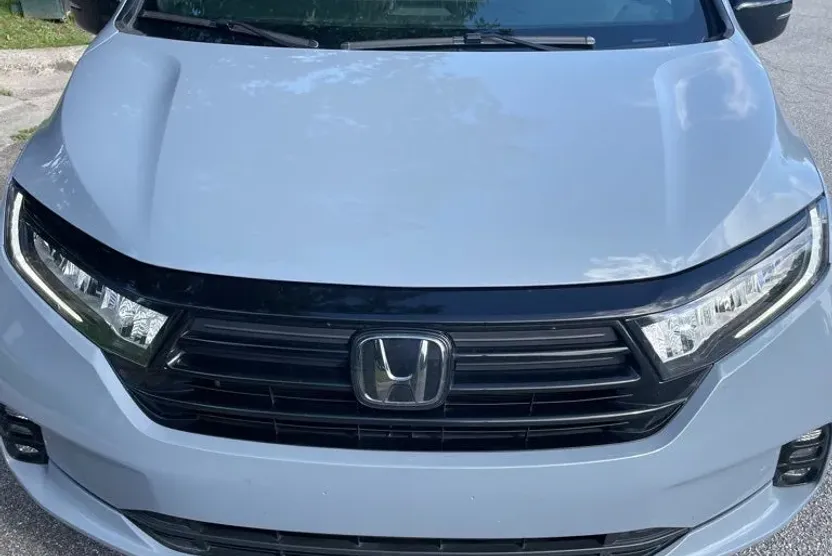 2023 Honda Odyssey Sport photo 1