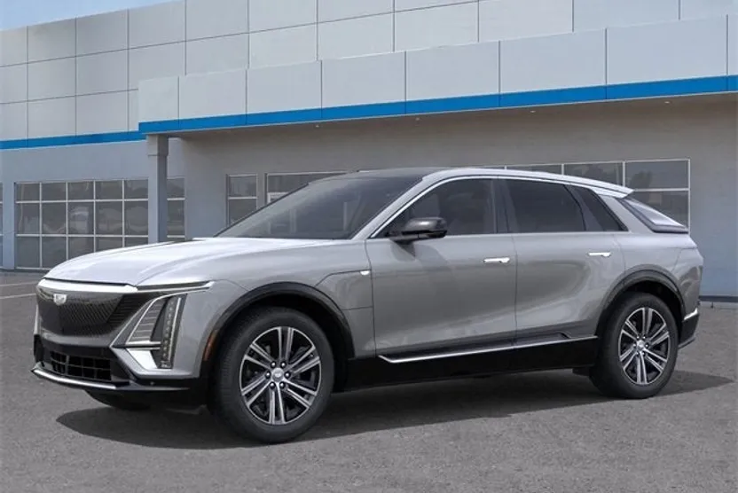 2026 Cadillac Lyriq Luxury photo 1