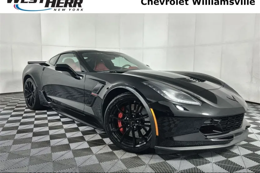 2019 Chevrolet Corvette Grand Sport 2LT photo 1
