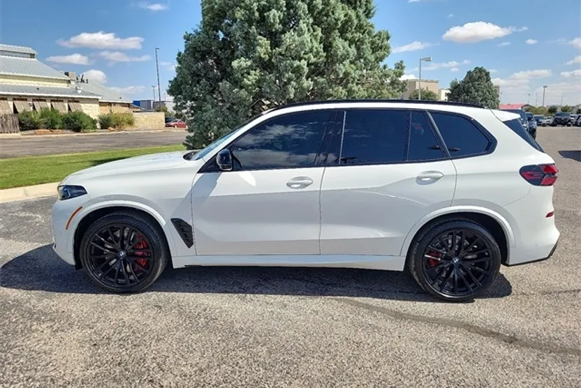 2026 Bmw X5 M60i photo 1