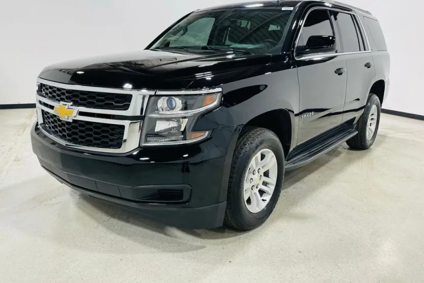 2015 Chevrolet Tahoe LS photo 1