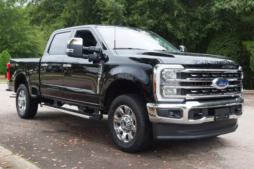 2026 Ford F-250 Lariat photo 1