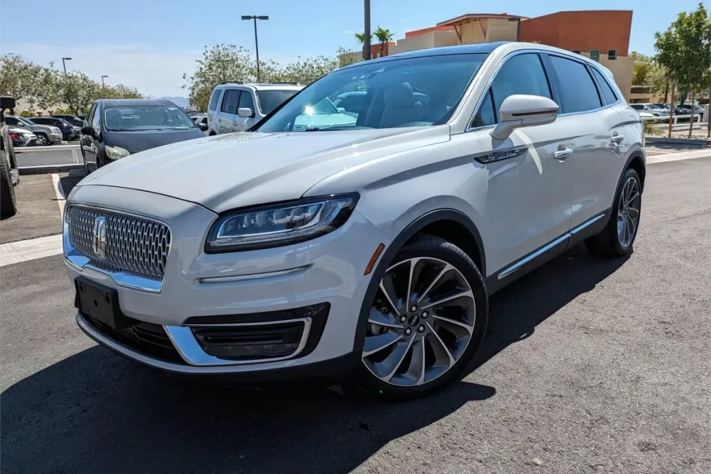 2019 Lincoln Nautilus Reserve photo 1