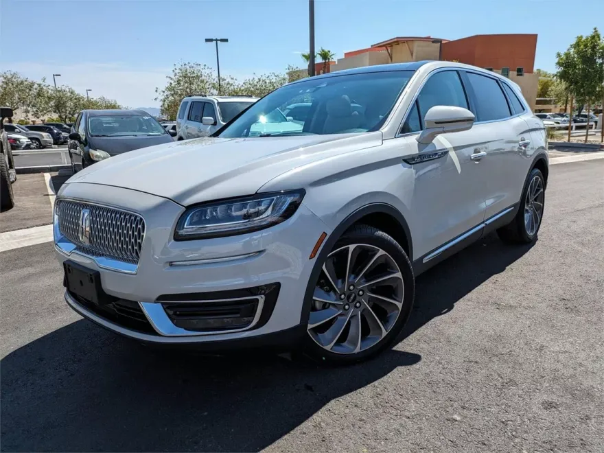 2019 Lincoln Nautilus Reserve photo 1