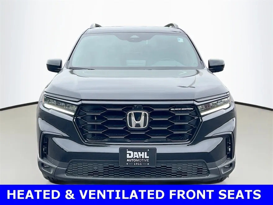 2025 Honda Pilot Black Edition photo 1