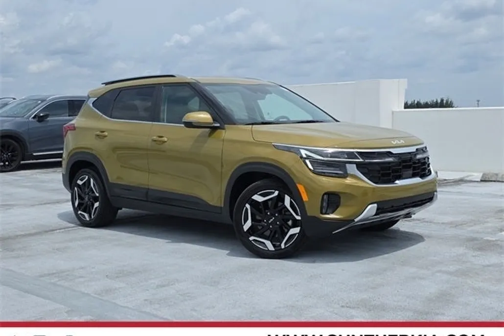 2024 Kia Seltos SX photo 1