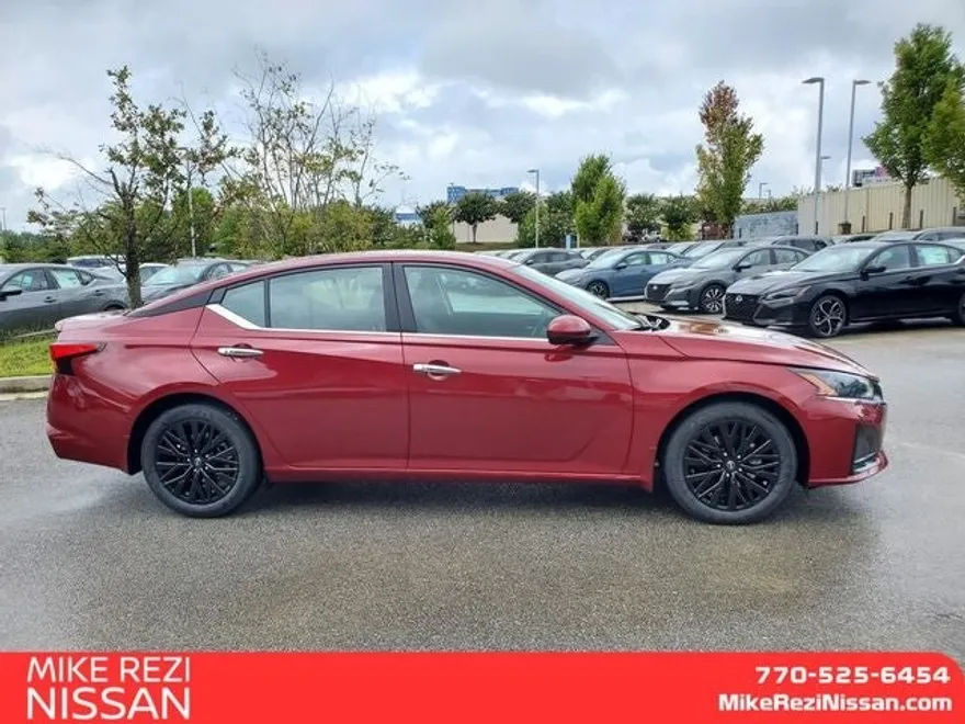 2025 Nissan Altima 2.5 SV Special Edition photo 1