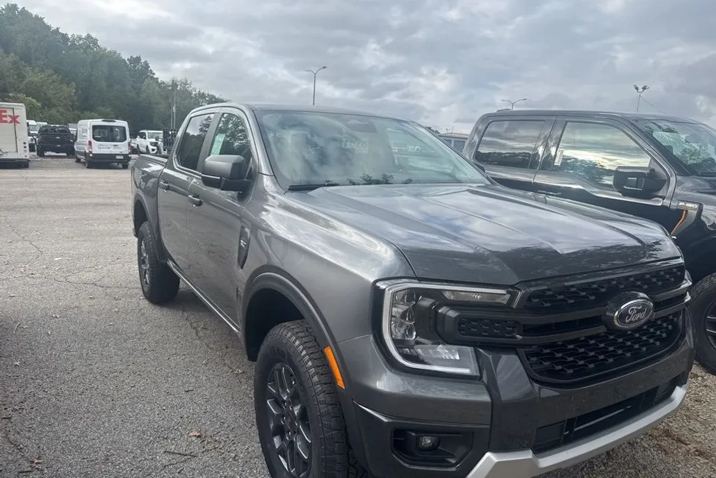 2025 Ford Ranger XLT photo 1