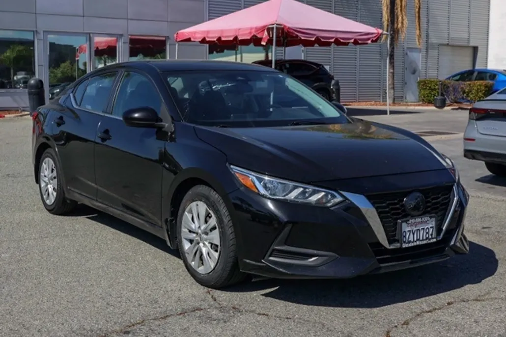 2022 Nissan Sentra S photo 1