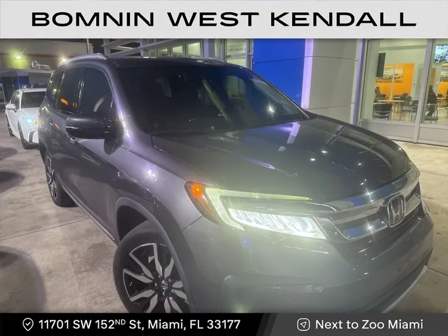2019 Honda Pilot Touring photo 1