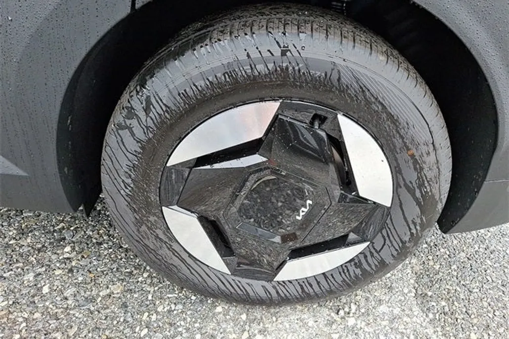 2026 Kia EV9 Wind photo 1
