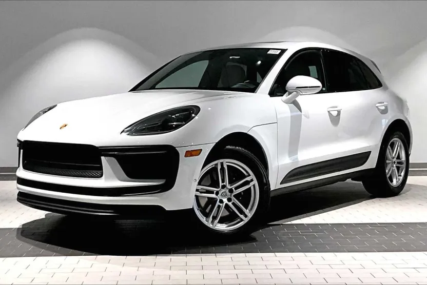 2022 Porsche Macan photo 1