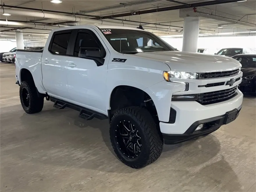 2019 Chevrolet Silverado 1500 RST photo 1