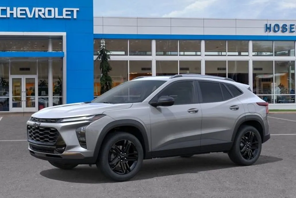 2025 Chevrolet Trax ACTIV photo 1