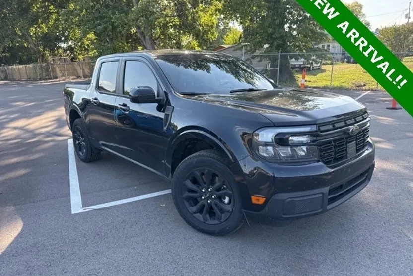 2024 Ford Maverick Lariat photo 1