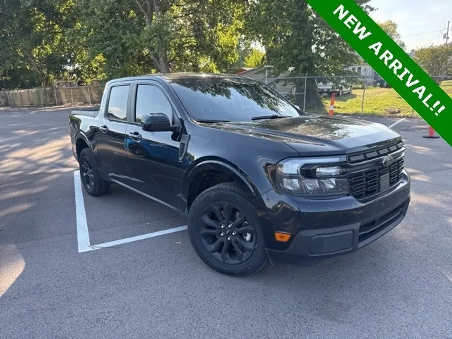 2024 Ford Maverick Lariat photo 1
