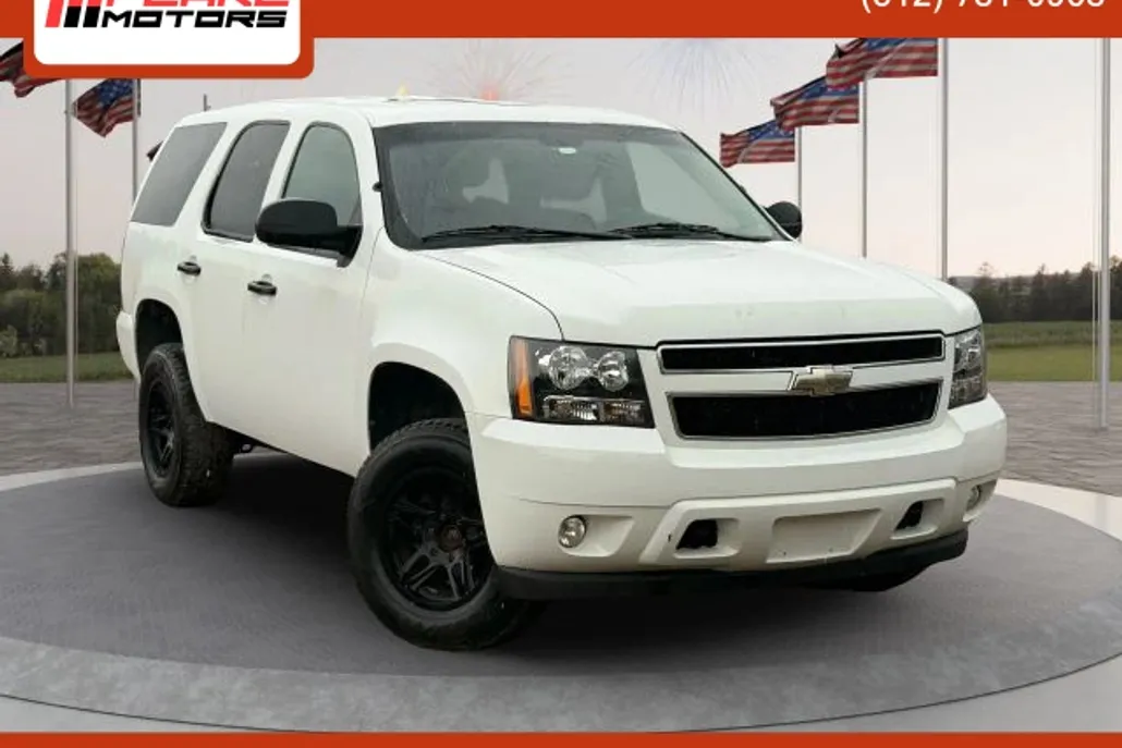 2010 Chevrolet Tahoe LS photo 1