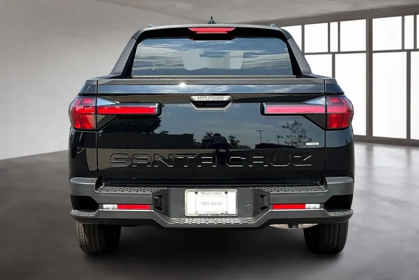 2026 Hyundai Santa Cruz SEL photo 1