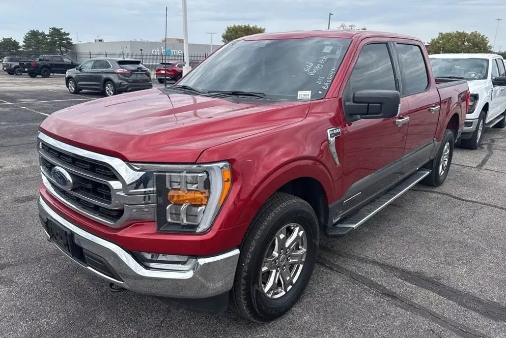 2022 Ford F-150 XLT photo 1