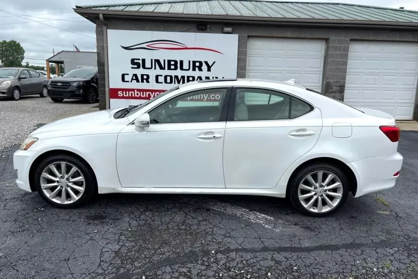 2009 Lexus IS 250 AWD photo 1
