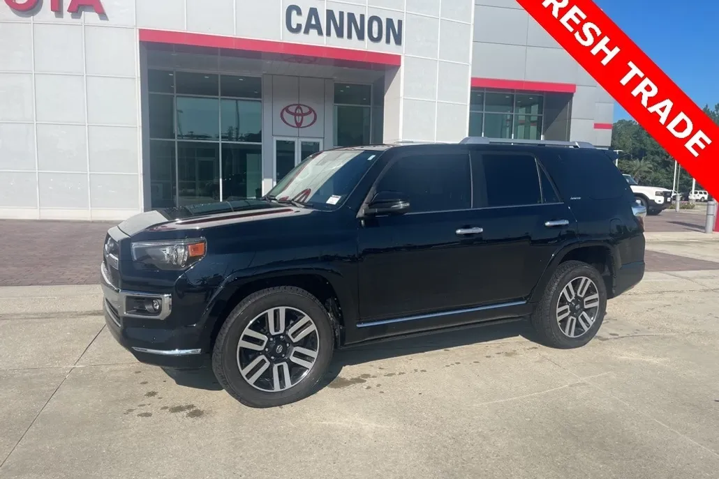 2022 Toyota 4Runner Limited photo 1