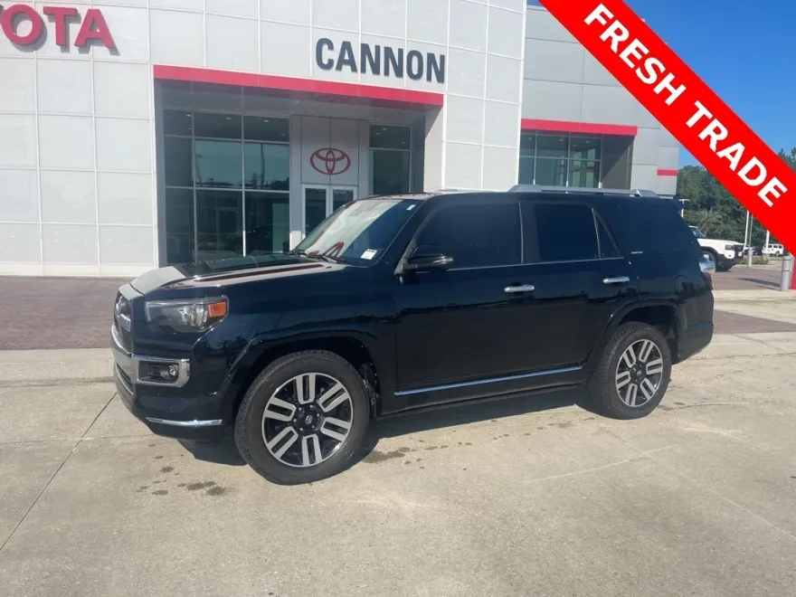 2022 Toyota 4Runner Limited photo 1