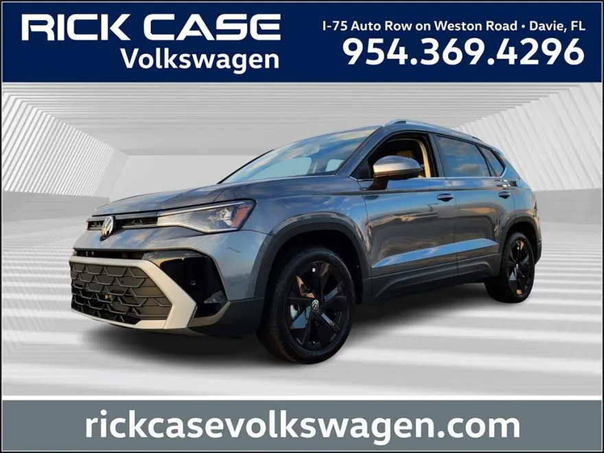 2025 Volkswagen Taos SE photo 1