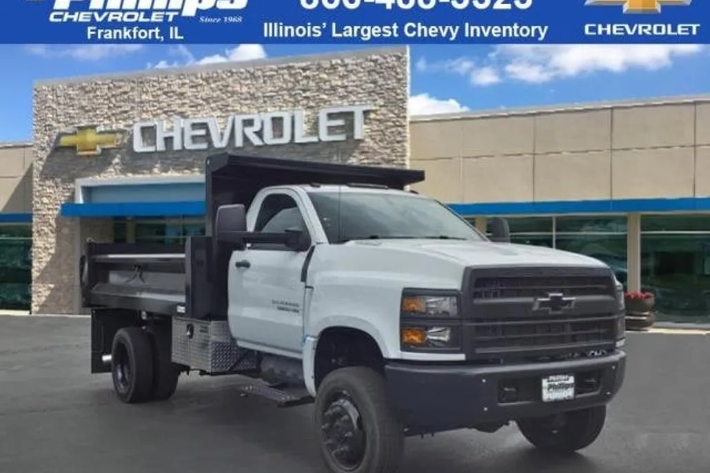 2024 Chevrolet Silverado 5500HD Work Truck photo 1