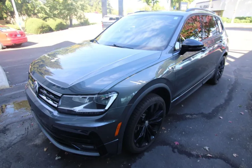 2021 Volkswagen Tiguan SE R-Line Black photo 1