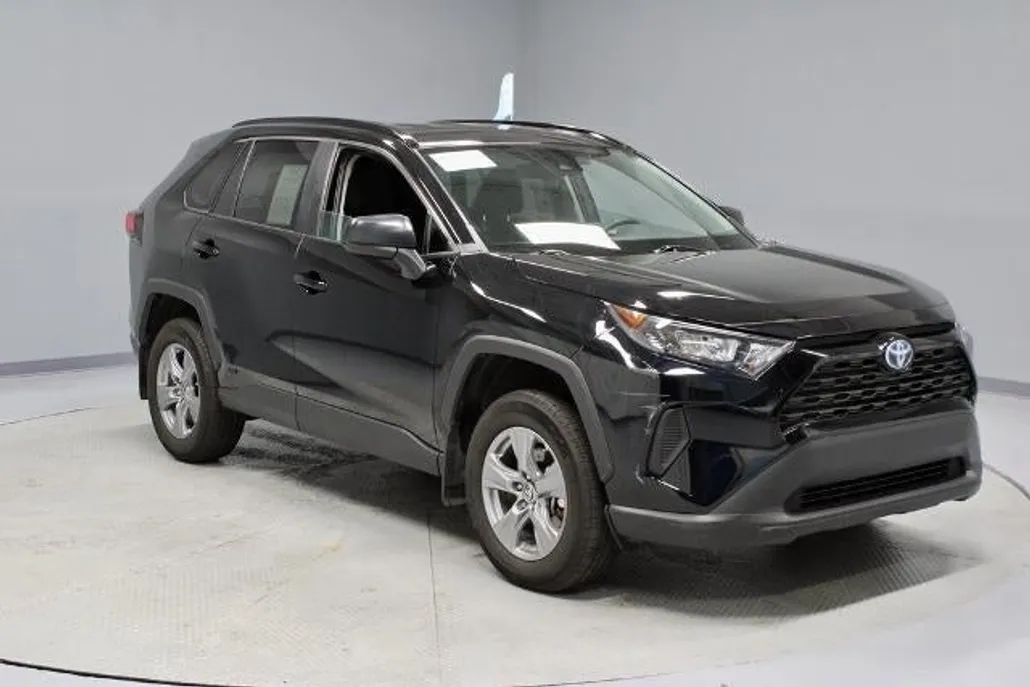 2022 Toyota RAV4 Hybrid LE photo 1