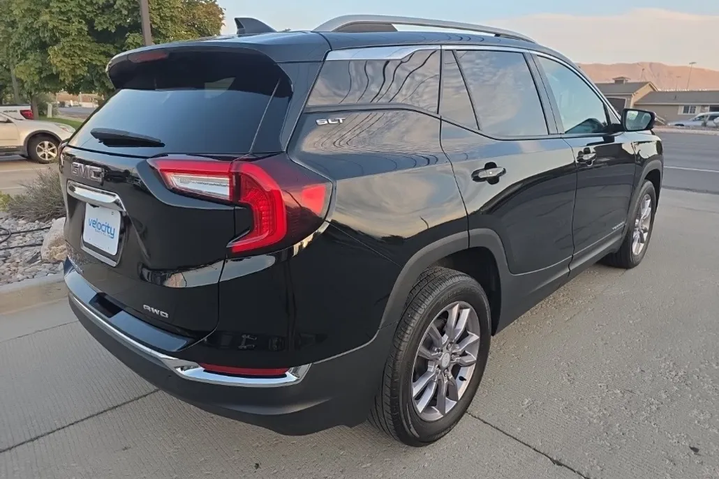2023 Gmc Terrain SLT photo 1