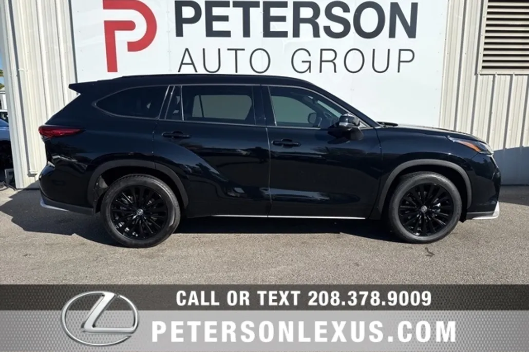 2023 Toyota Highlander L photo 1