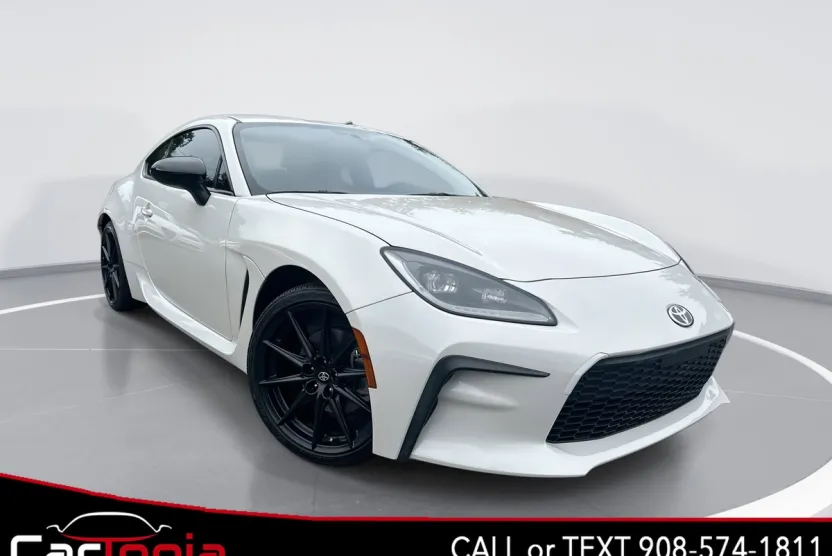 2023 Toyota GR86 Premium photo 1