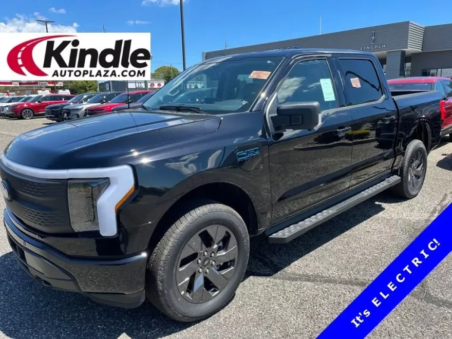 2025 Ford F-150 Lightning photo 1